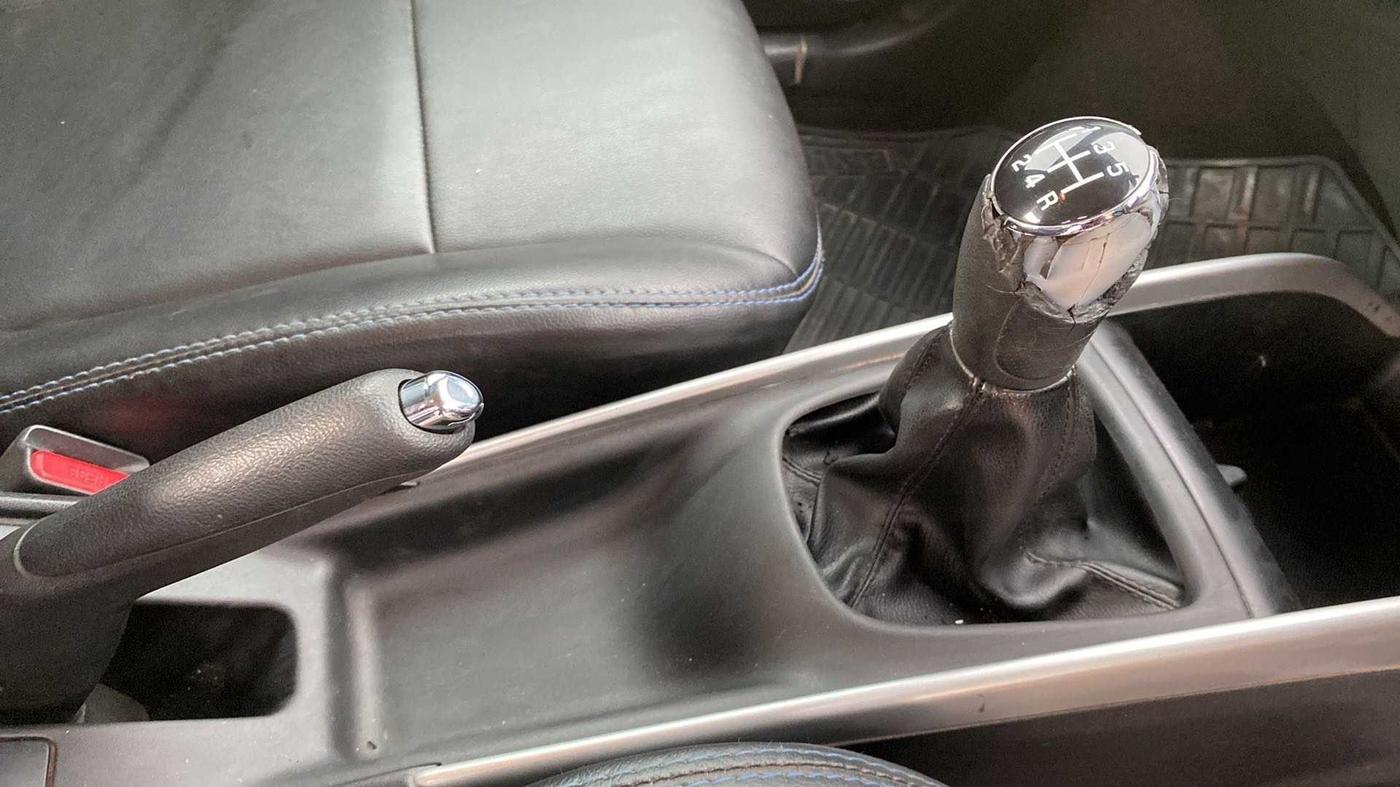 2016 Maruti Baleno ZETA PETROL 1.2, Petrol, Manual, 53,946 km, Gear Lever