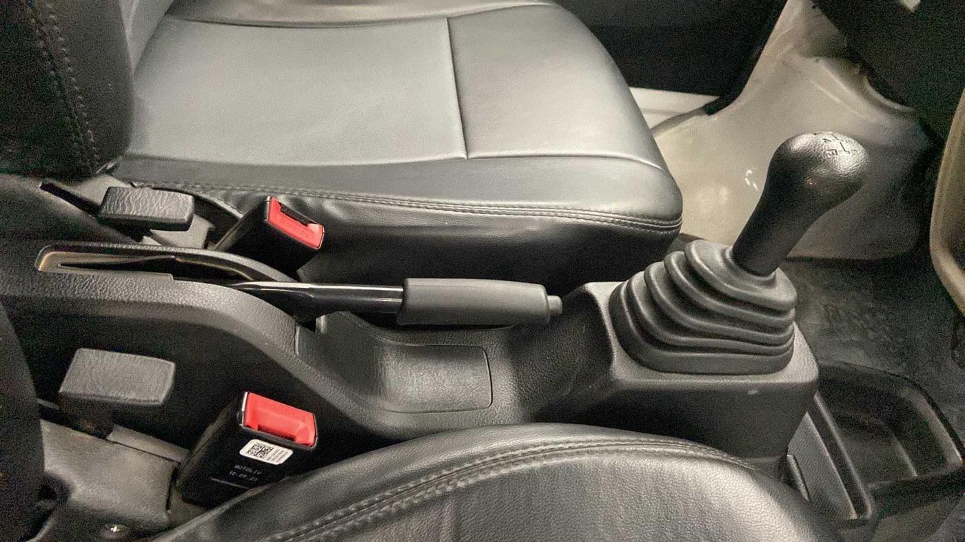 2023 Maruti Eeco 5 STR AC CNG, CNG, Manual, 8,624 km, Gear Lever
