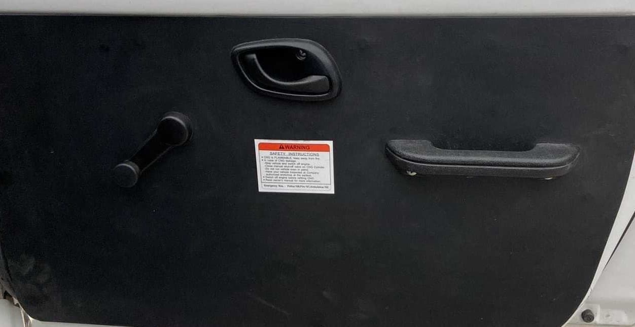2023 Maruti Eeco 5 STR AC CNG, CNG, Manual, 8,624 km, Driver Side Door Panels Control