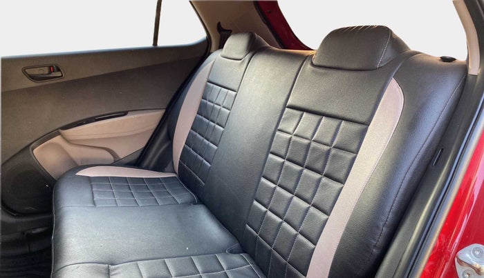 2019 Hyundai Grand i10 MAGNA 1.2 KAPPA VTVT, Petrol, Manual, 47,268 km, Right Side Rear Door Cabin