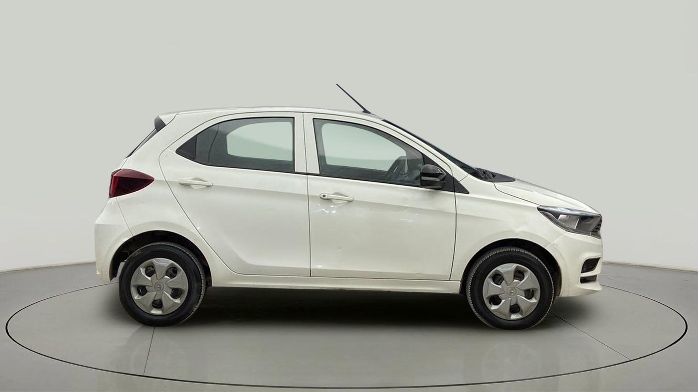 2022 Tata Tiago XT CNG, CNG, Manual, 12,693 km, Right Side View