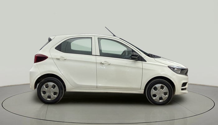 2022 Tata Tiago XT CNG, CNG, Manual, 12,693 km, Right Side View