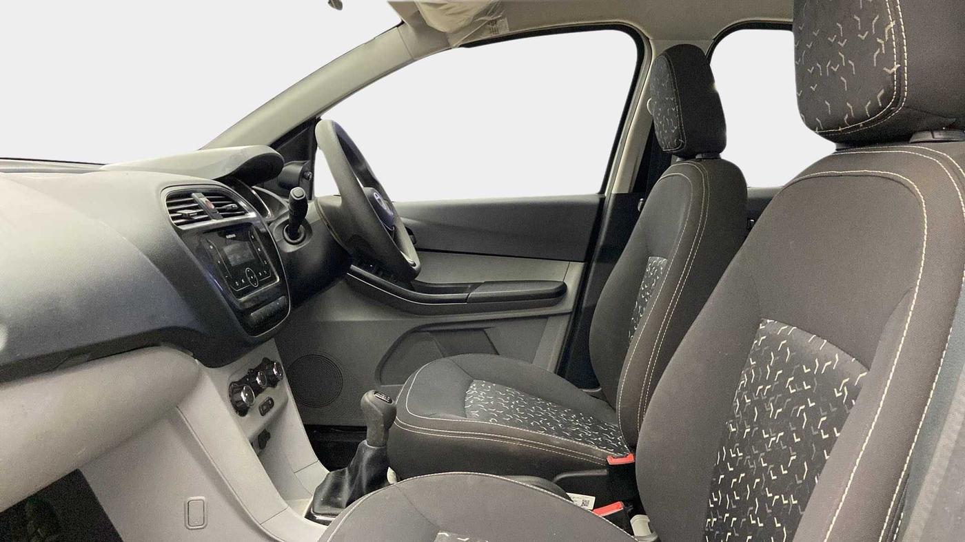 2022 Tata Tiago XT CNG, CNG, Manual, 12,693 km, Right Side Front Door Cabin