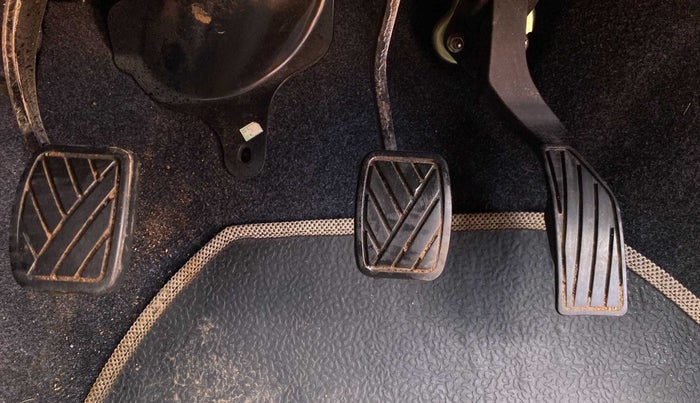 2014 Maruti Ritz VXI, Petrol, Manual, 73,631 km, Pedals