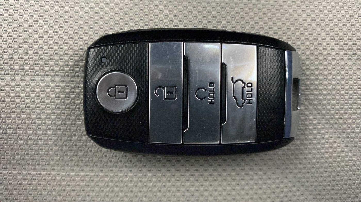 2022 KIA SONET HTX ANNIVERSARY EDITION 1.0 DCT, Petrol, Automatic, 17,035 km, Key Close Up