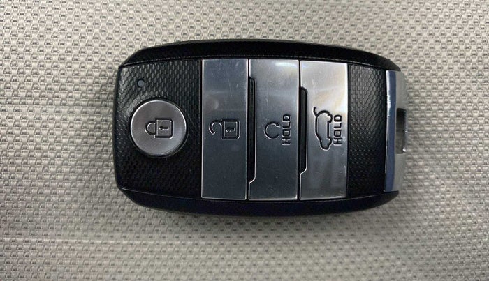 2022 KIA SONET HTX ANNIVERSARY EDITION 1.0 DCT, Petrol, Automatic, 17,035 km, Key Close Up