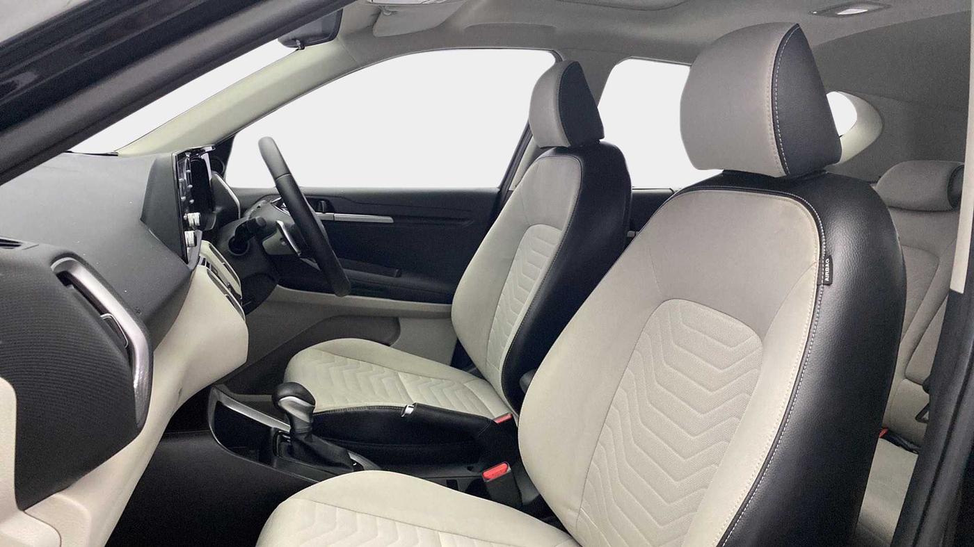 2022 KIA SONET HTX ANNIVERSARY EDITION 1.0 DCT, Petrol, Automatic, 17,035 km, Right Side Front Door Cabin