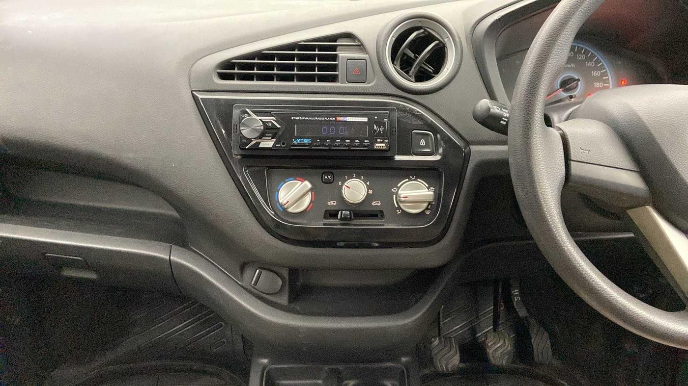 2017 Datsun Redi Go T (O), Petrol, Manual, 29,917 km, Air Conditioner