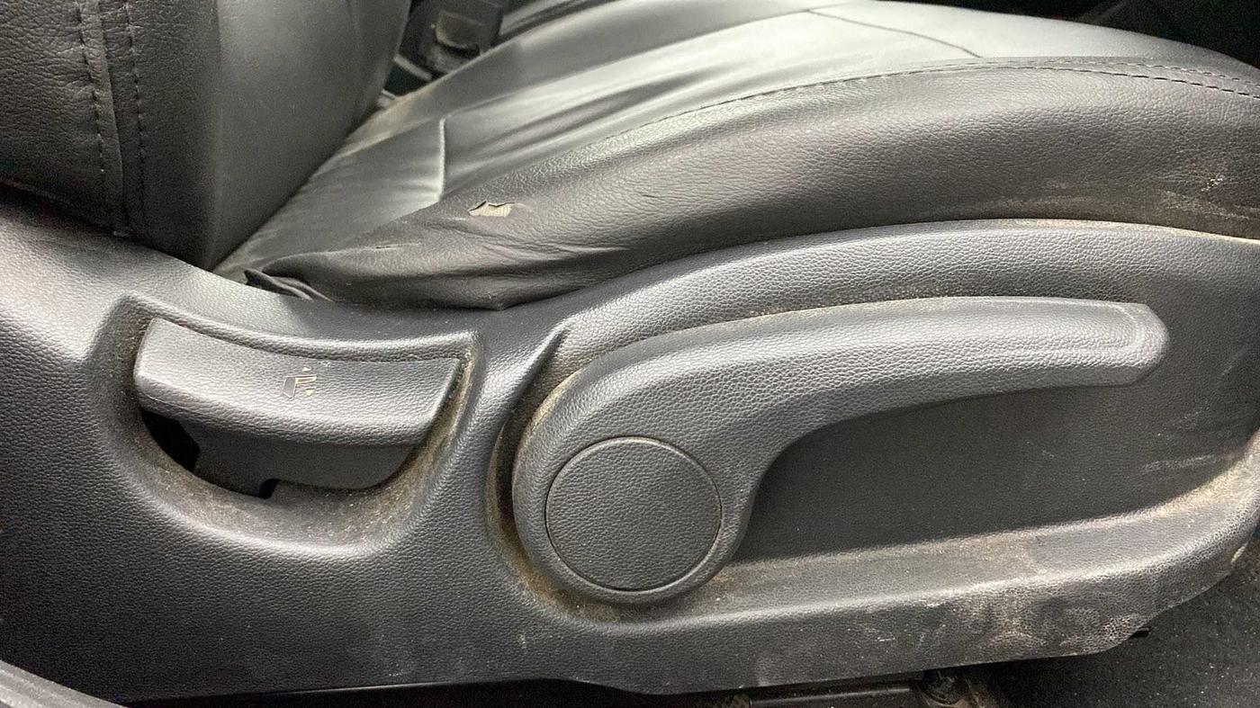 2018 Hyundai Elite i20 ASTA 1.2  CVT, Petrol, Automatic, 47,030 km, Driver Side Adjustment Panel
