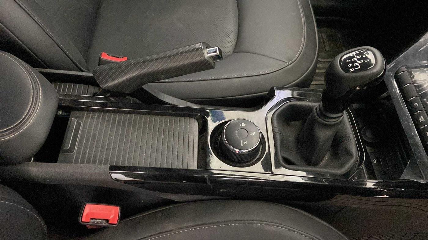 2022 Tata NEXON XZ PLUS (O) PETROL DARK EDITION, Petrol, Manual, 26,618 km, Gear Lever
