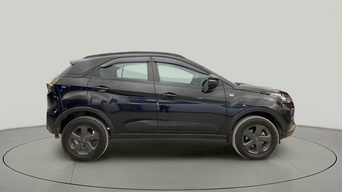 2022 Tata NEXON XZ PLUS (O) PETROL DARK EDITION, Petrol, Manual, 26,618 km, Right Side View