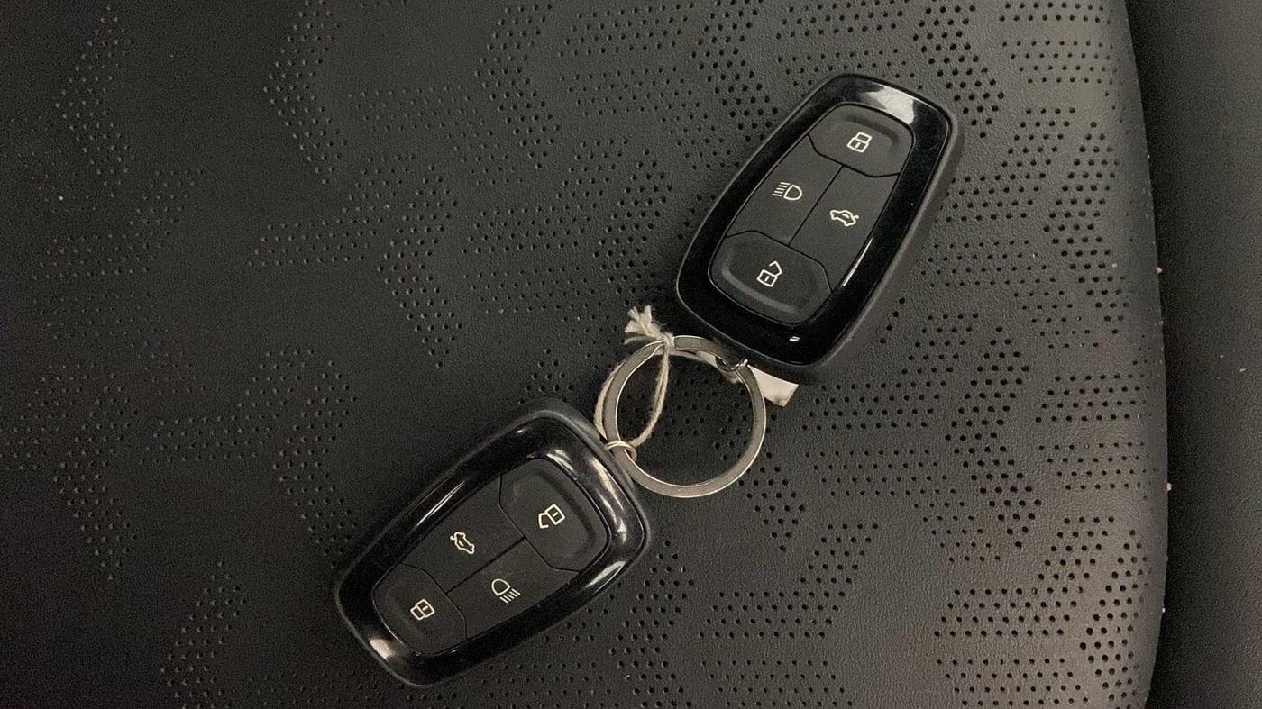2022 Tata NEXON XZ PLUS (O) PETROL DARK EDITION, Petrol, Manual, 26,618 km, Key Close Up