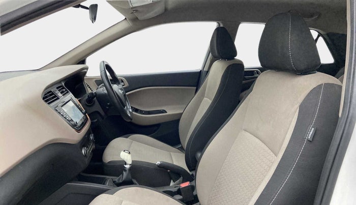 2016 Hyundai Elite i20 ASTA 1.2, Petrol, Manual, 46,532 km, Right Side Front Door Cabin