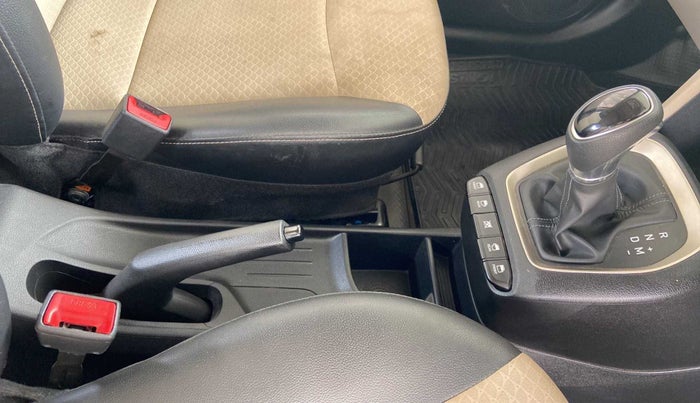 2019 Hyundai NEW SANTRO SPORTZ AMT, Petrol, Automatic, 32,890 km, Gear Lever