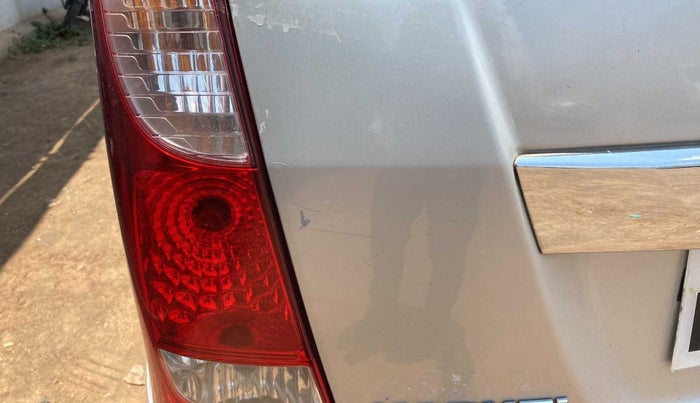 2016 Maruti Wagon R 1.0 VXI AMT, Petrol, Automatic, 54,083 km, Dicky (Boot door) - Slightly dented
