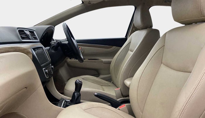 2019 Maruti Ciaz ALPHA 1.5 SHVS PETROL, Petrol, Manual, 41,940 km, Right Side Front Door Cabin