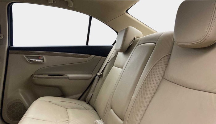 2019 Maruti Ciaz ALPHA 1.5 SHVS PETROL, Petrol, Manual, 41,940 km, Right Side Rear Door Cabin