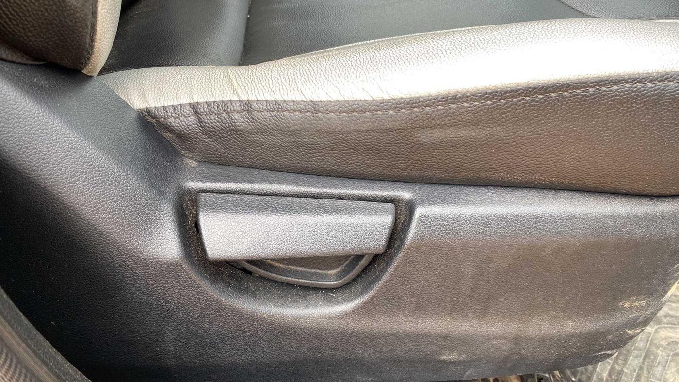 2019 Hyundai NEW SANTRO SPORTZ MT, Petrol, Manual, 43,471 km, Driver Side Adjustment Panel