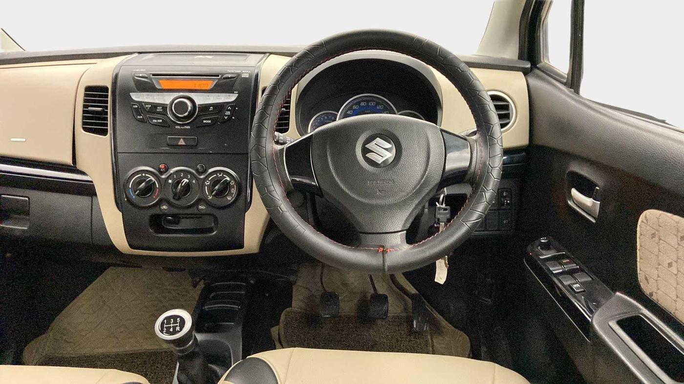 2017 Maruti Wagon R 1.0 VXI+, CNG, Manual, 45,125 km, Steering Wheel Close Up