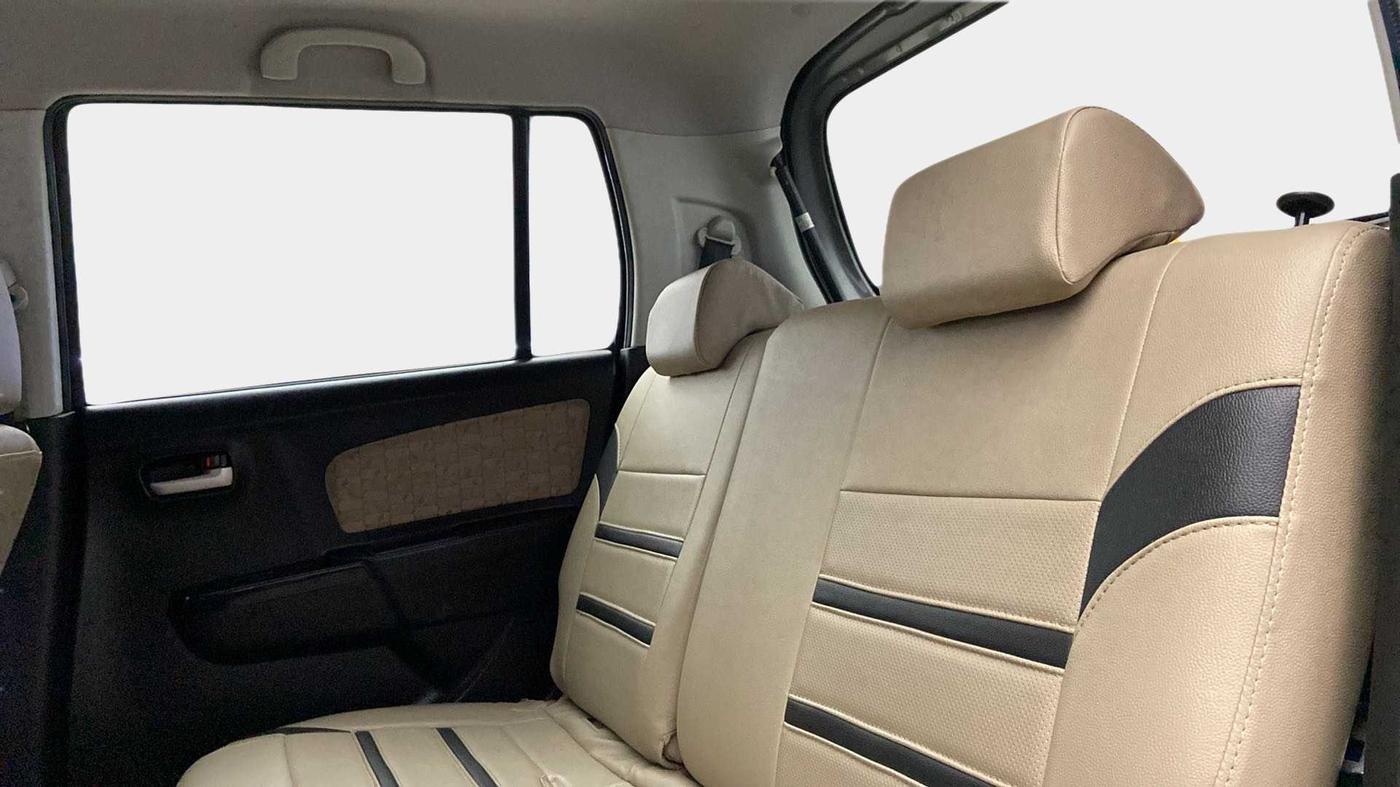 2017 Maruti Wagon R 1.0 VXI+, CNG, Manual, 45,125 km, Right Side Rear Door Cabin