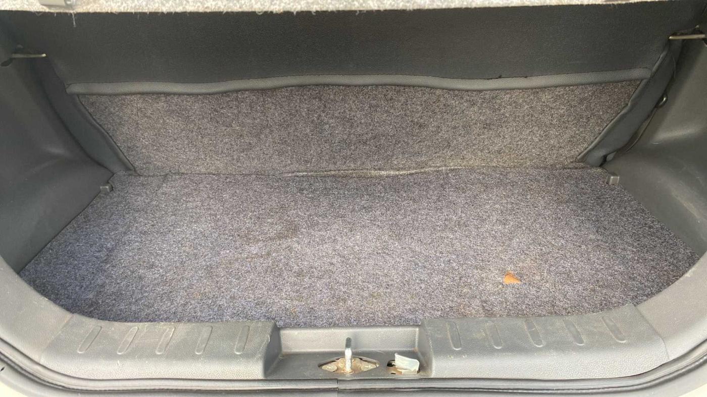 2016 Maruti Alto K10 VXI AMT, Petrol, Automatic, 94,403 km, Boot Inside