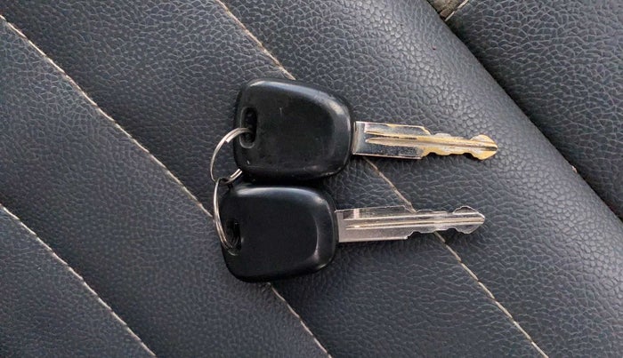 2016 Maruti Alto K10 VXI AMT, Petrol, Automatic, 94,403 km, Key Close Up