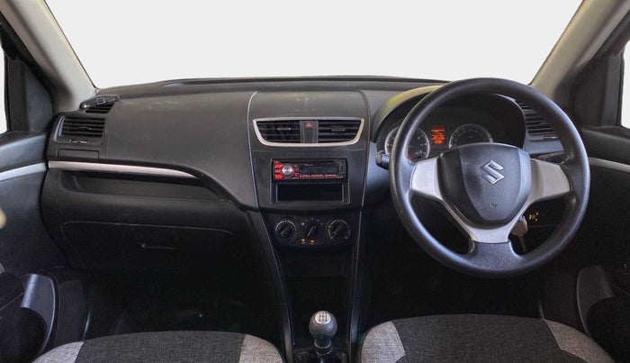 2014 Maruti Swift VXI, CNG, Manual, 1,24,105 km, Dashboard