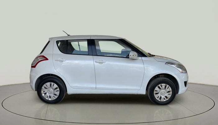 2014 Maruti Swift VXI, CNG, Manual, 1,24,105 km, Right Side View