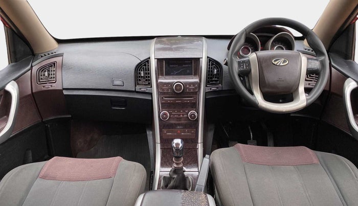 2014 Mahindra XUV500 W6, Diesel, Manual, 94,593 km, Dashboard