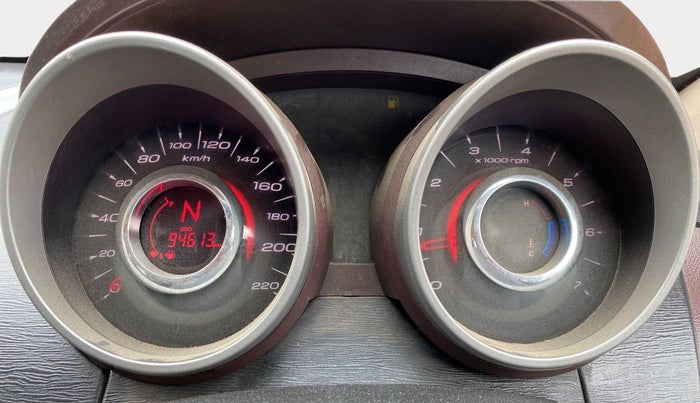 2014 Mahindra XUV500 W6, Diesel, Manual, 94,593 km, Odometer Image