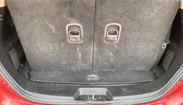 2014 Mahindra XUV500 W6, Diesel, Manual, 94,593 km, Boot Inside