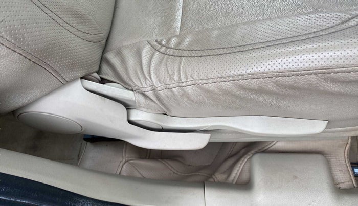 2018 Maruti Dzire VXI, Petrol, Manual, 43,236 km, Driver Side Adjustment Panel