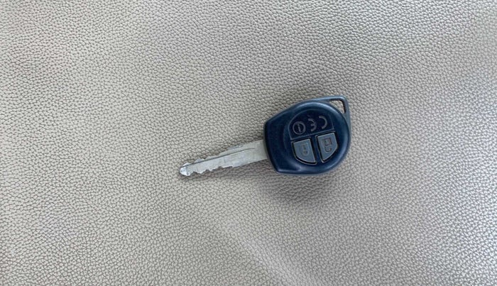 2018 Maruti Dzire VXI, Petrol, Manual, 43,236 km, Key Close Up