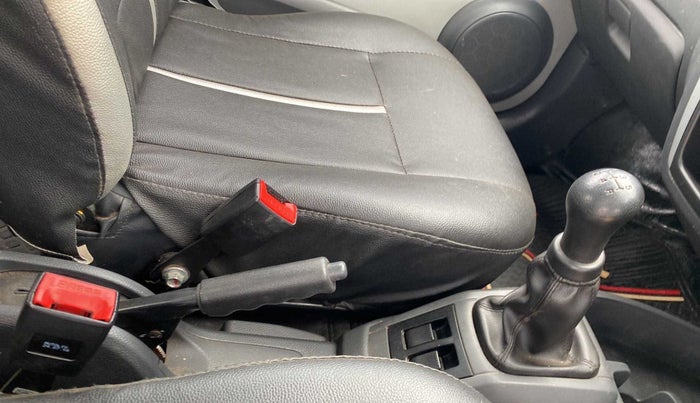2018 Maruti Alto 800 VXI, Petrol, Manual, 57,076 km, Gear Lever