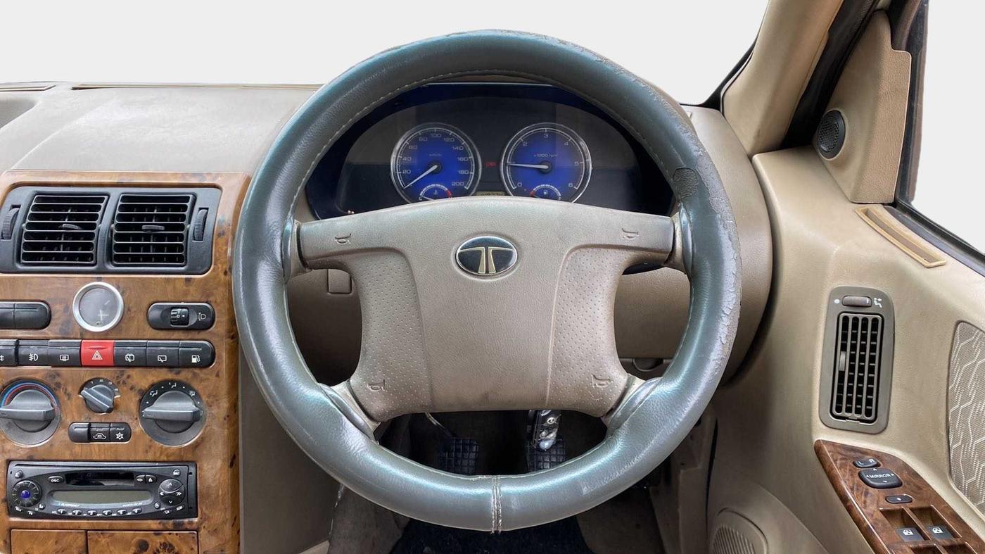 2011 Tata Safari 4X2 EX DICOR, Diesel, Manual, 1,49,768 km, Steering Wheel Close Up