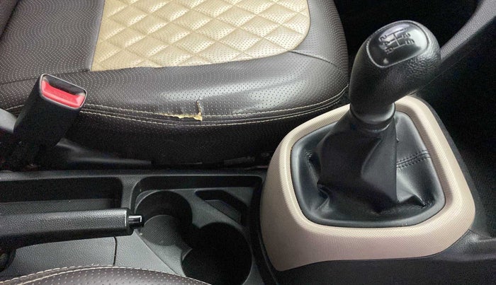 2015 Hyundai Xcent BASE 1.2, Petrol, Manual, 75,326 km, Gear Lever