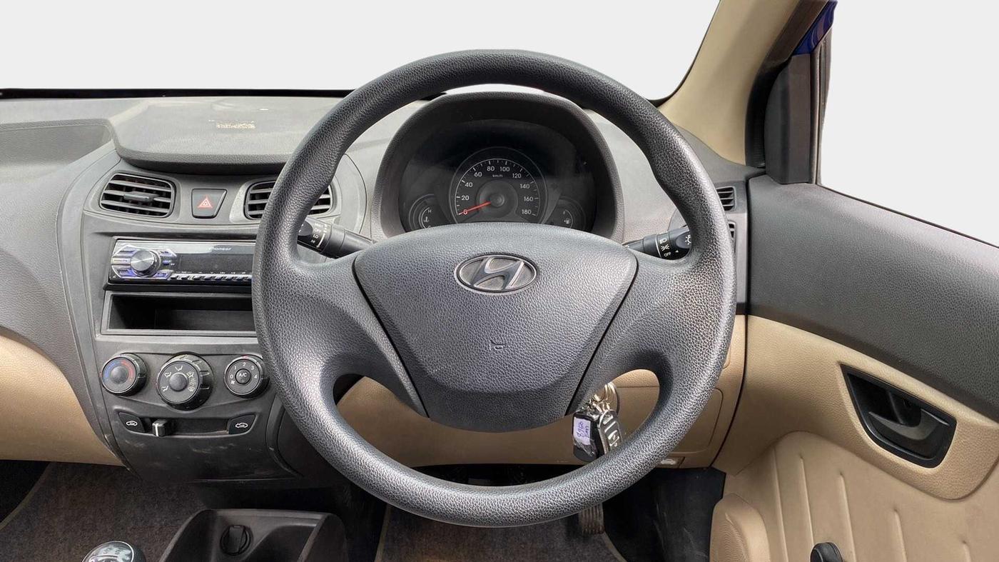 2013 Hyundai Eon D-LITE+, Petrol, Manual, 18,938 km, Steering Wheel Close Up