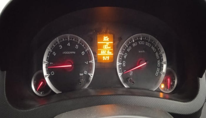 2017 Maruti Swift ZXI, Petrol, Manual, 68,440 km, Odometer Image