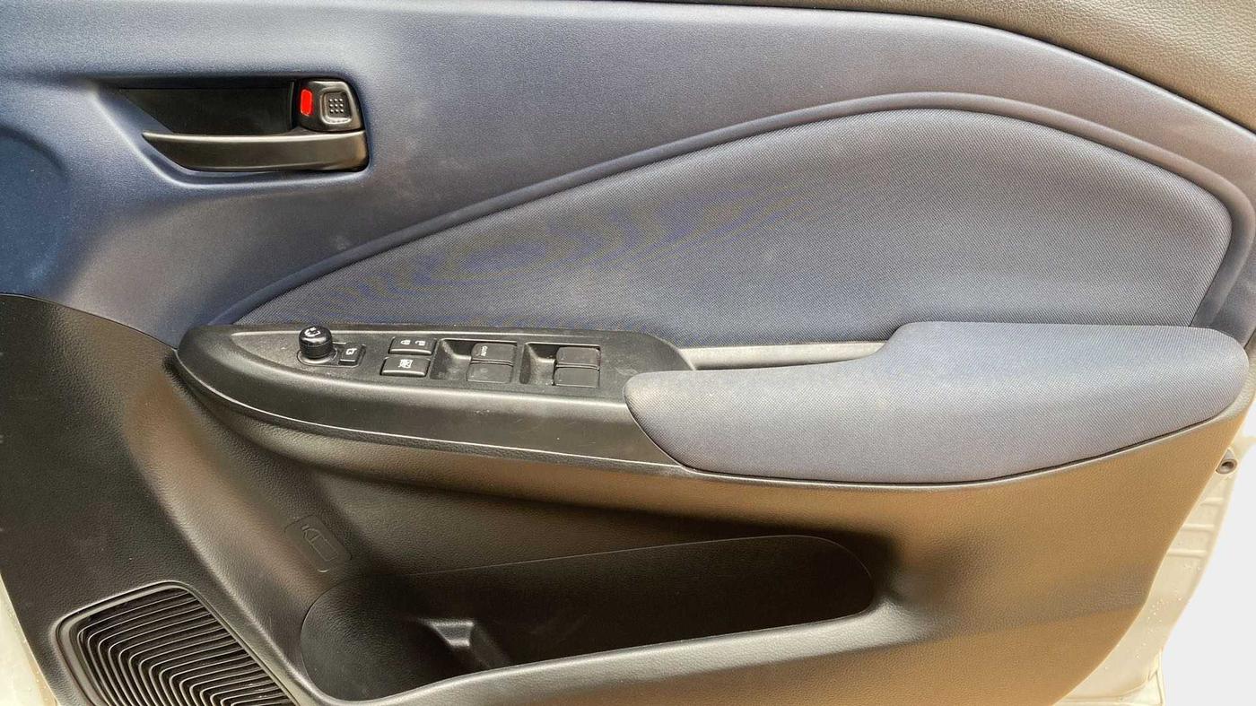 2022 Maruti Baleno DELTA PETROL 1.2, Petrol, Manual, 9,426 km, Driver Side Door Panels Control