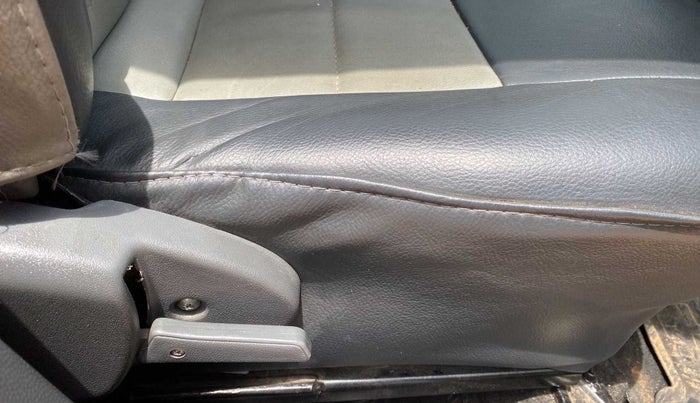 2015 Maruti Alto 800 LXI, Petrol, Manual, 41,435 km, Driver Side Adjustment Panel