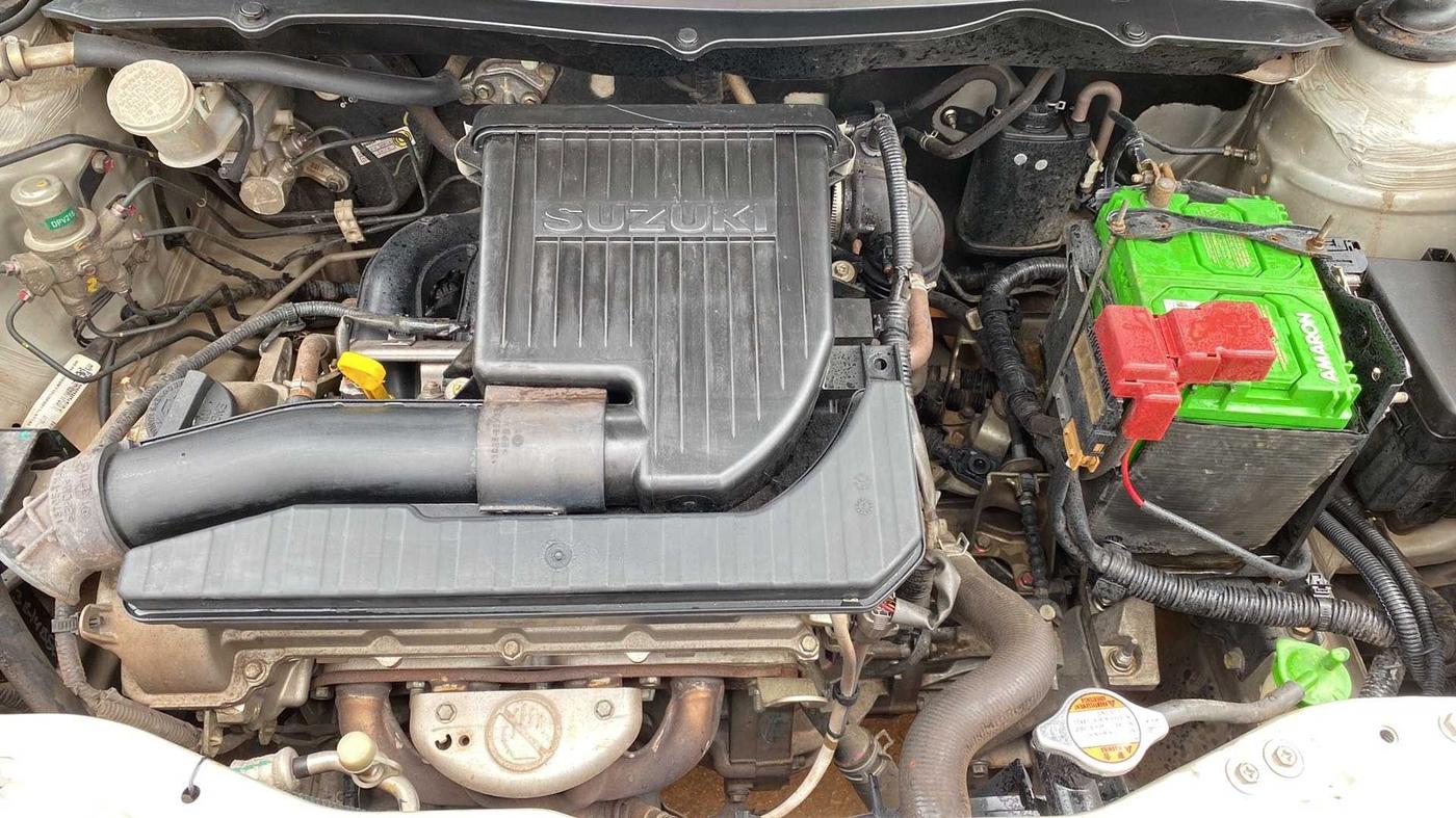 2014 Maruti Swift VXI, Petrol, Manual, 95,421 km, Open Bonet
