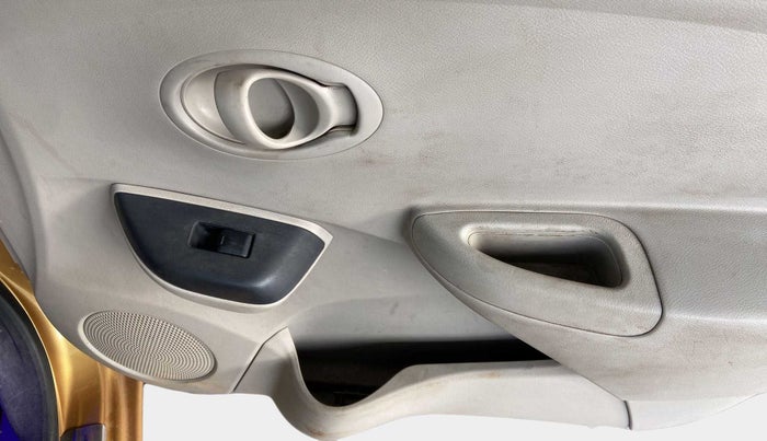 2016 Datsun Go Plus T, Petrol, Manual, 54,908 km, Driver Side Door Panels Control