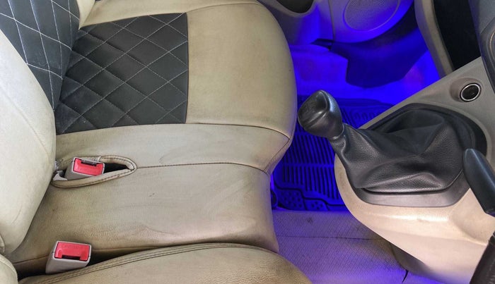 2016 Datsun Go Plus T, Petrol, Manual, 54,908 km, Gear Lever