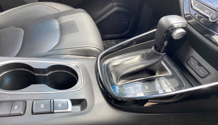 2020 MG HECTOR SHARP 1.5 DCT PETROL, Petrol, Automatic, 53,210 km, Gear Lever