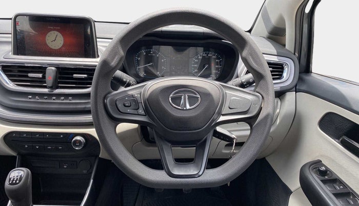 2022 Tata ALTROZ XM PLUS PETROL, Petrol, Manual, 15,024 km, Steering Wheel Close Up