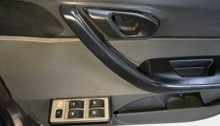 2017 Tata TIGOR XE DIESEL, Diesel, Manual, 45,033 km, Driver Side Door Panels Control