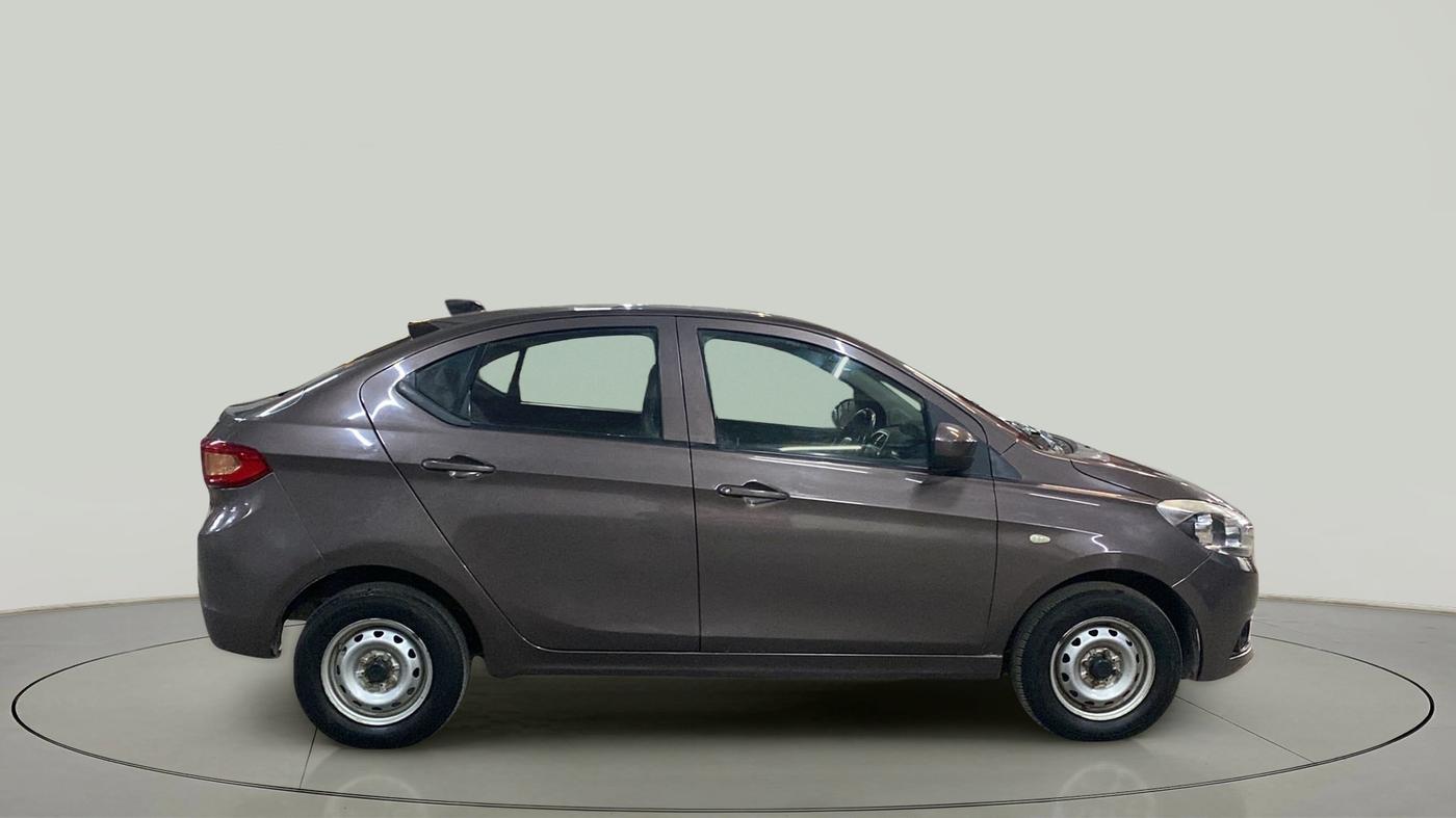 2017 Tata TIGOR XE DIESEL, Diesel, Manual, 45,033 km, Right Side View