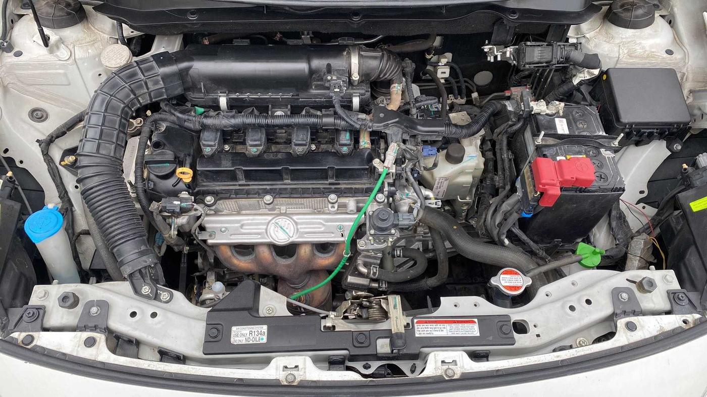 2021 Maruti Swift VXI AMT, Petrol, Automatic, 51,297 km, Open Bonet