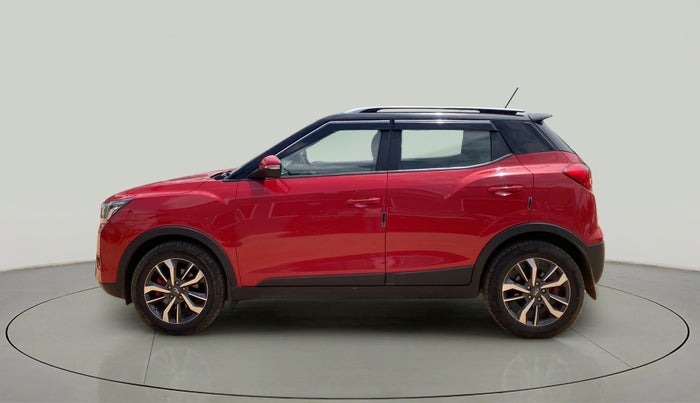 2019 Mahindra XUV300 W8 (O) 1.5 DIESEL, Diesel, Manual, 53,460 km, Left Side