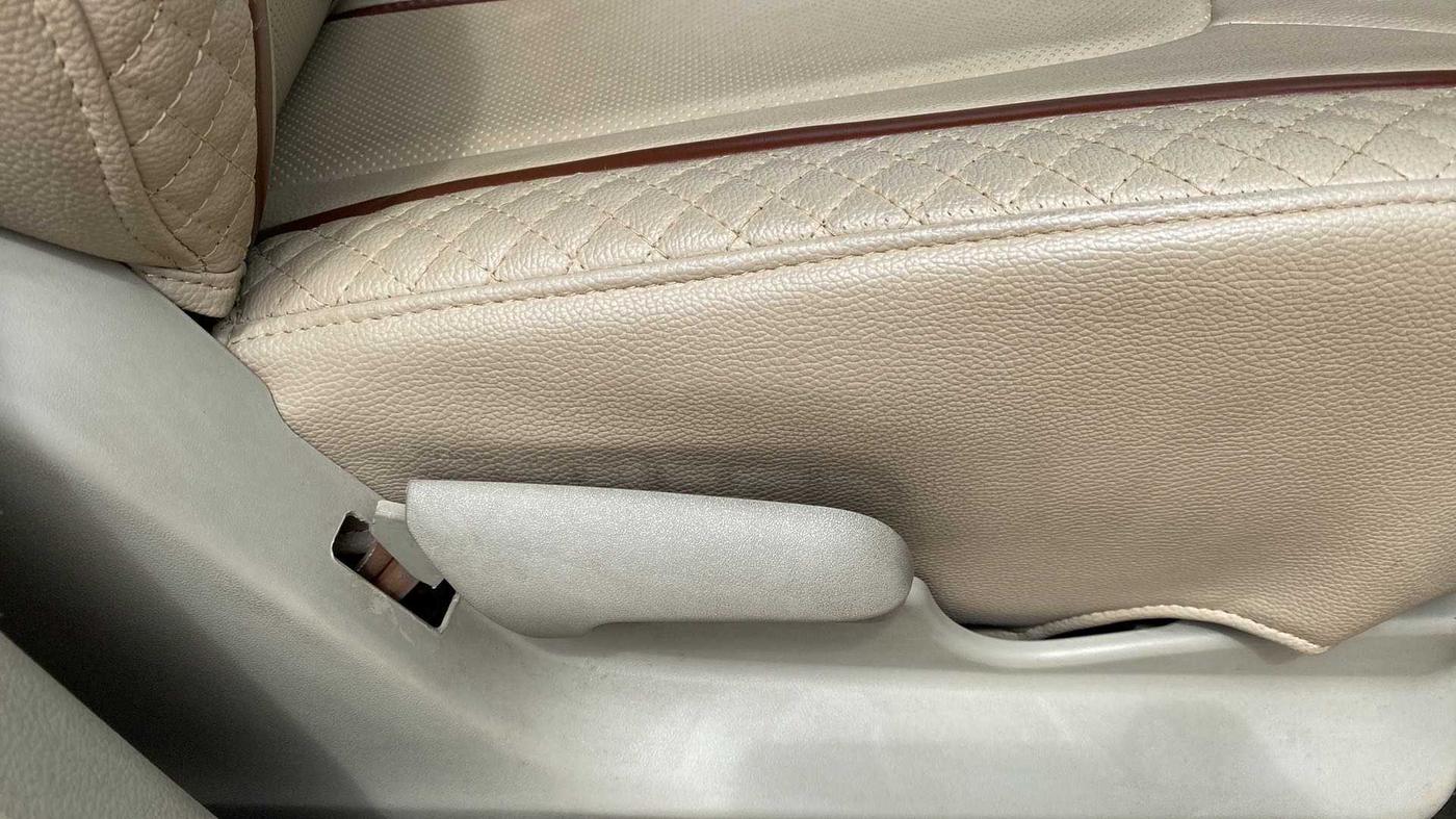 2017 Maruti Celerio ZXI AMT (O), Petrol, Automatic, 30,660 km, Driver Side Adjustment Panel